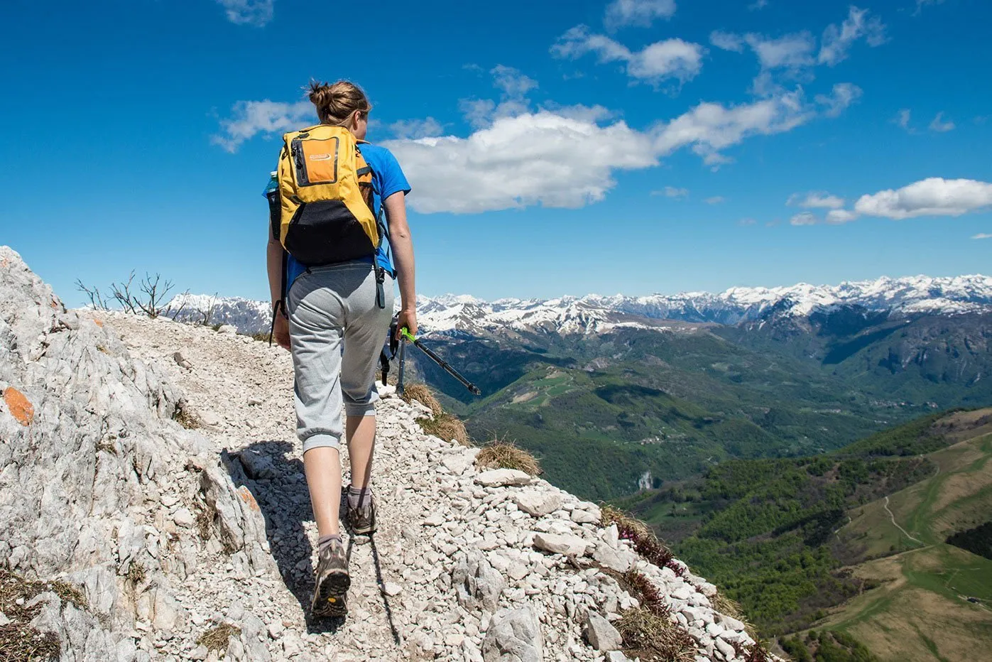 Read more about the article Six Tips to Keep Your Feet Safe While Hiking